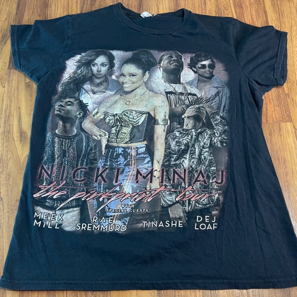 Nicki Minaj The Pinkprint Tour Shirt Small Black 2015 Concert Tee Meek Mill Rap